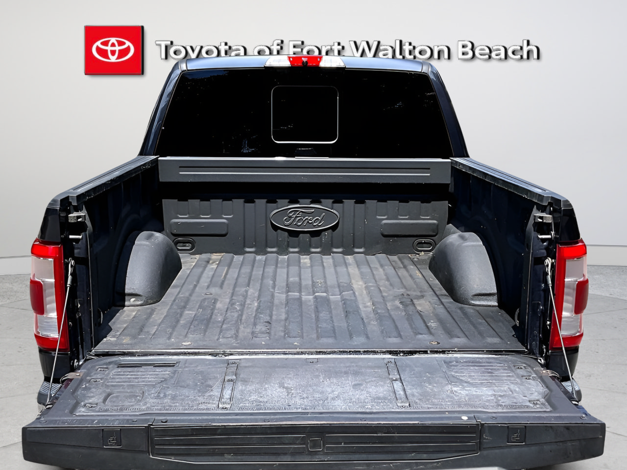 Used 2021 Ford F150 Lariat w/ Equipment Group 502A High AWD/4WD image 35
