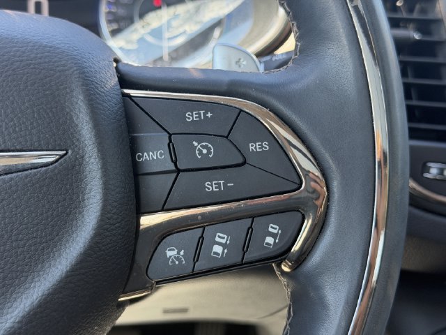 Used 2016 Chrysler 200 C w/ Premium Group FWD image 28
