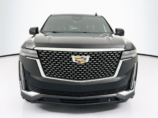 Used 2023 Cadillac Escalade Premium Luxury w/ Performance Package AWD/4WD image 2