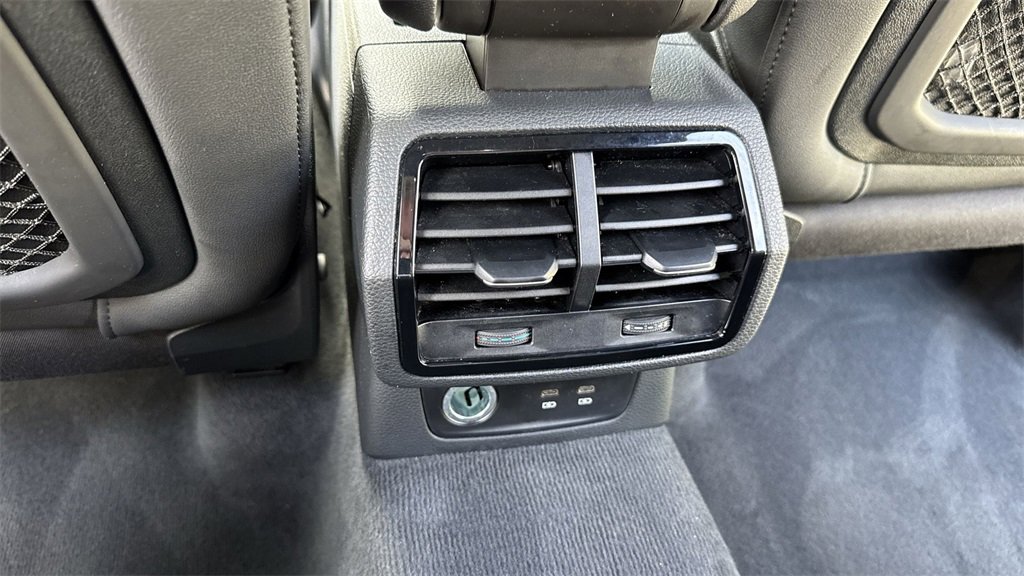 Used 2022 Audi Q3 2.0T Premium w/ Convenience Package image 38