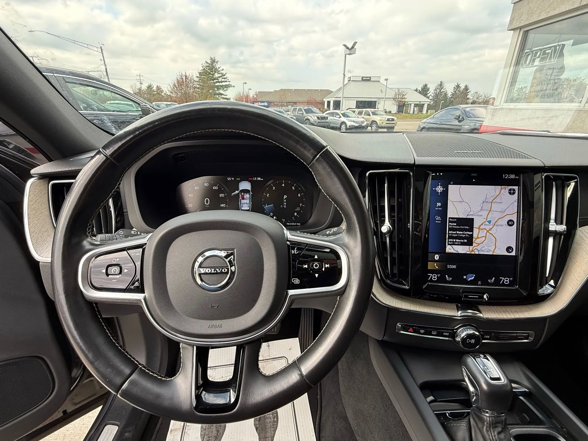 Used 2020 Volvo XC60 T5 Inscription image 17