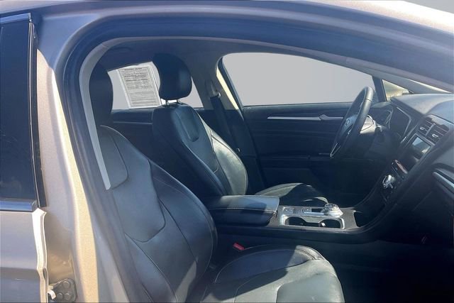 Used 2019 Ford Fusion Energi Titanium image 7