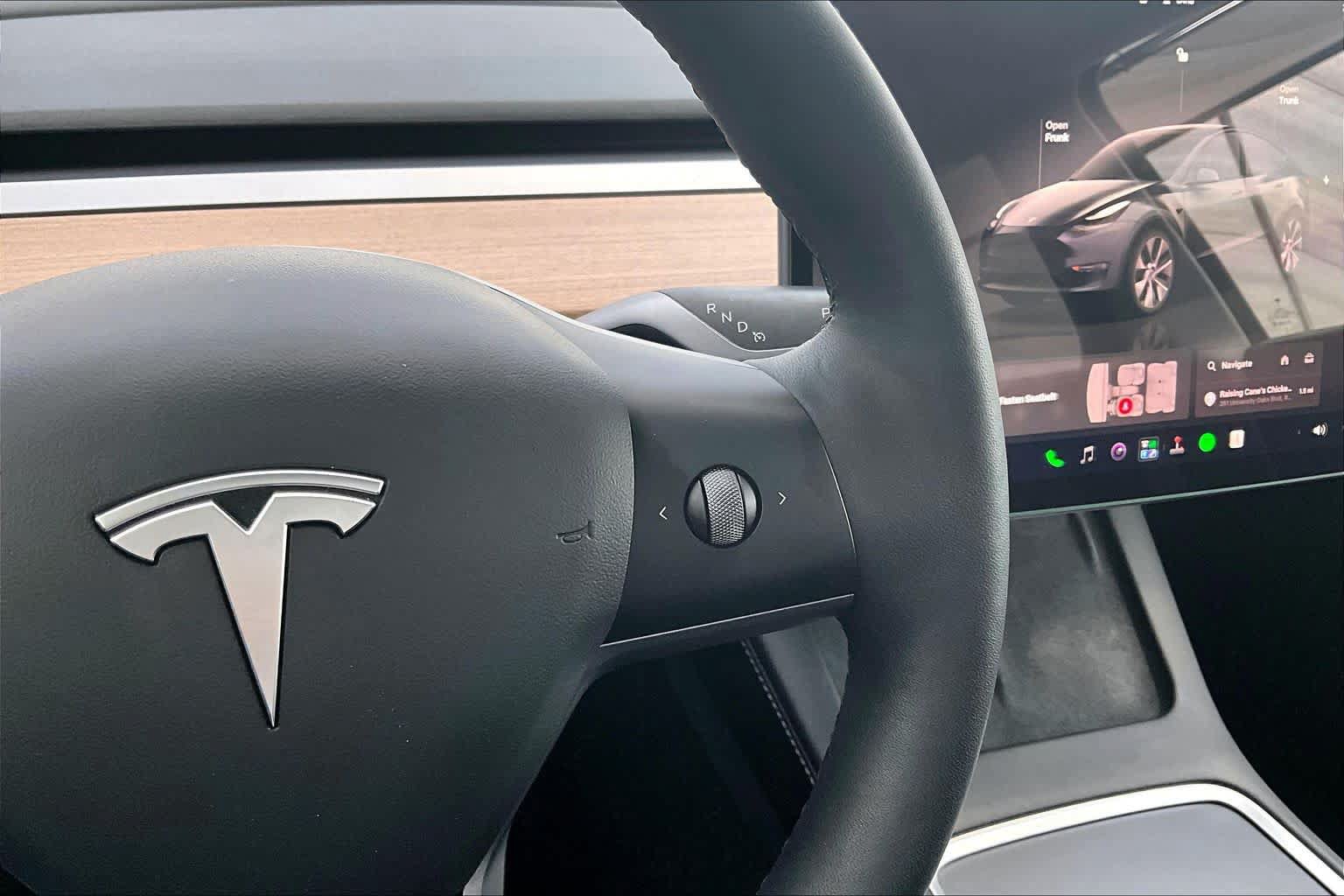 Used 2022 Tesla Model Y Long Range AWD/4WD image 21