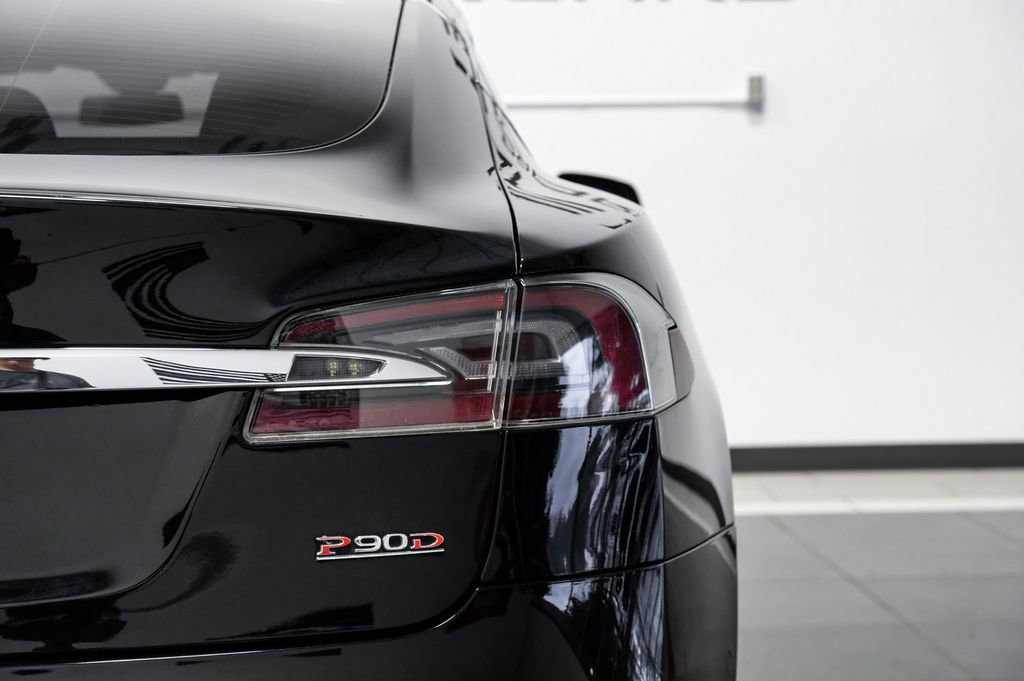Used 2016 Tesla Model S P90D image 50