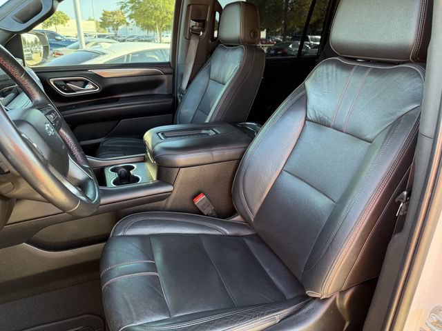 Used 2021 Chevrolet Suburban RST w/ Luxury Package RWD image 22