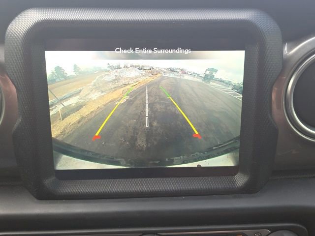 Used 2020 Jeep Wrangler Unlimited Sahara image 30