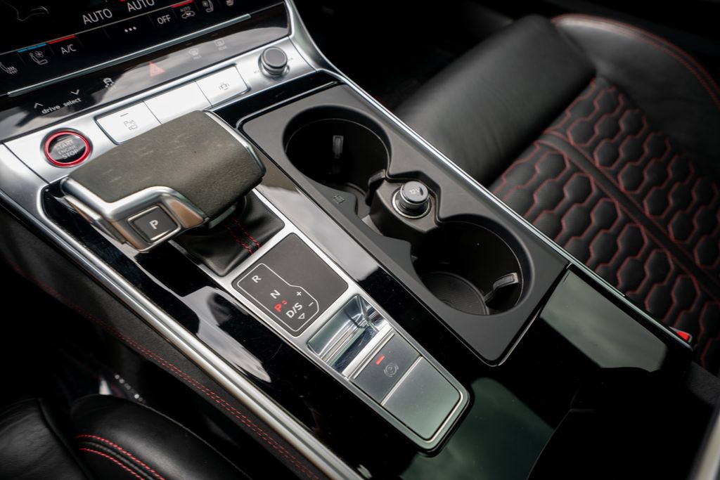 Used 2022 Audi RS 6 AWD/4WD image 47