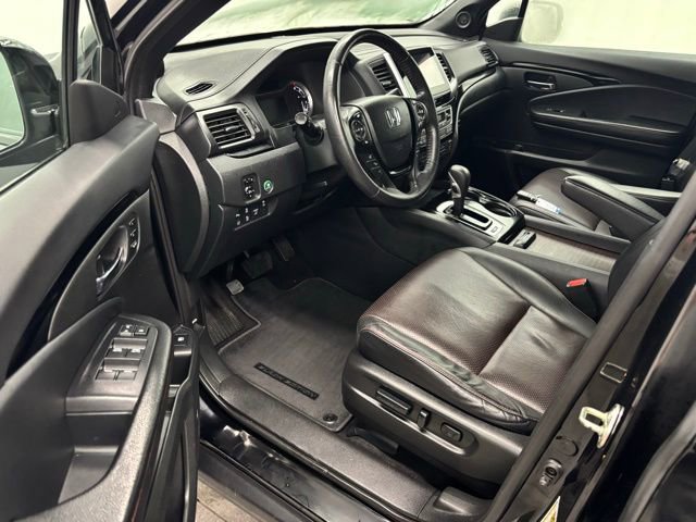 Used 2017 Honda Ridgeline Black Edition image 13