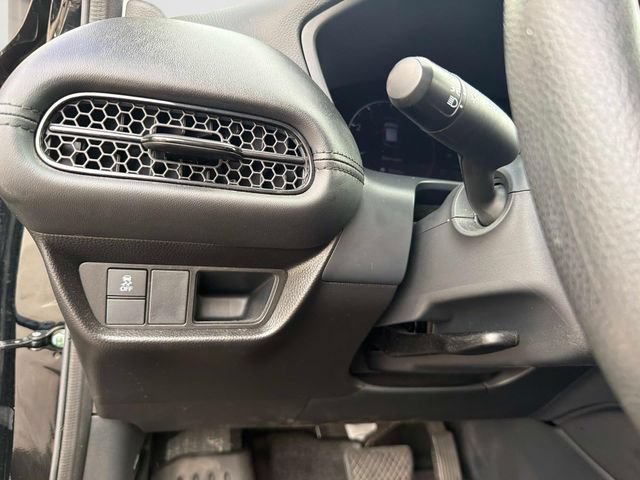 Certified 2025 Honda HR-V LX image 33