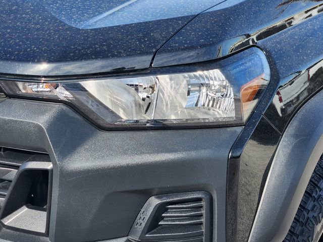 Used 2024 Chevrolet Colorado Trail Boss w/ Advanced Trailering Package AWD/4WD image 9