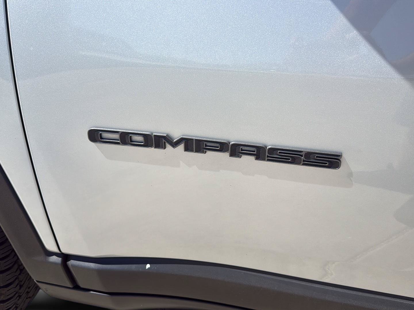 Used 2024 Jeep Compass Trailhawk AWD/4WD image 14