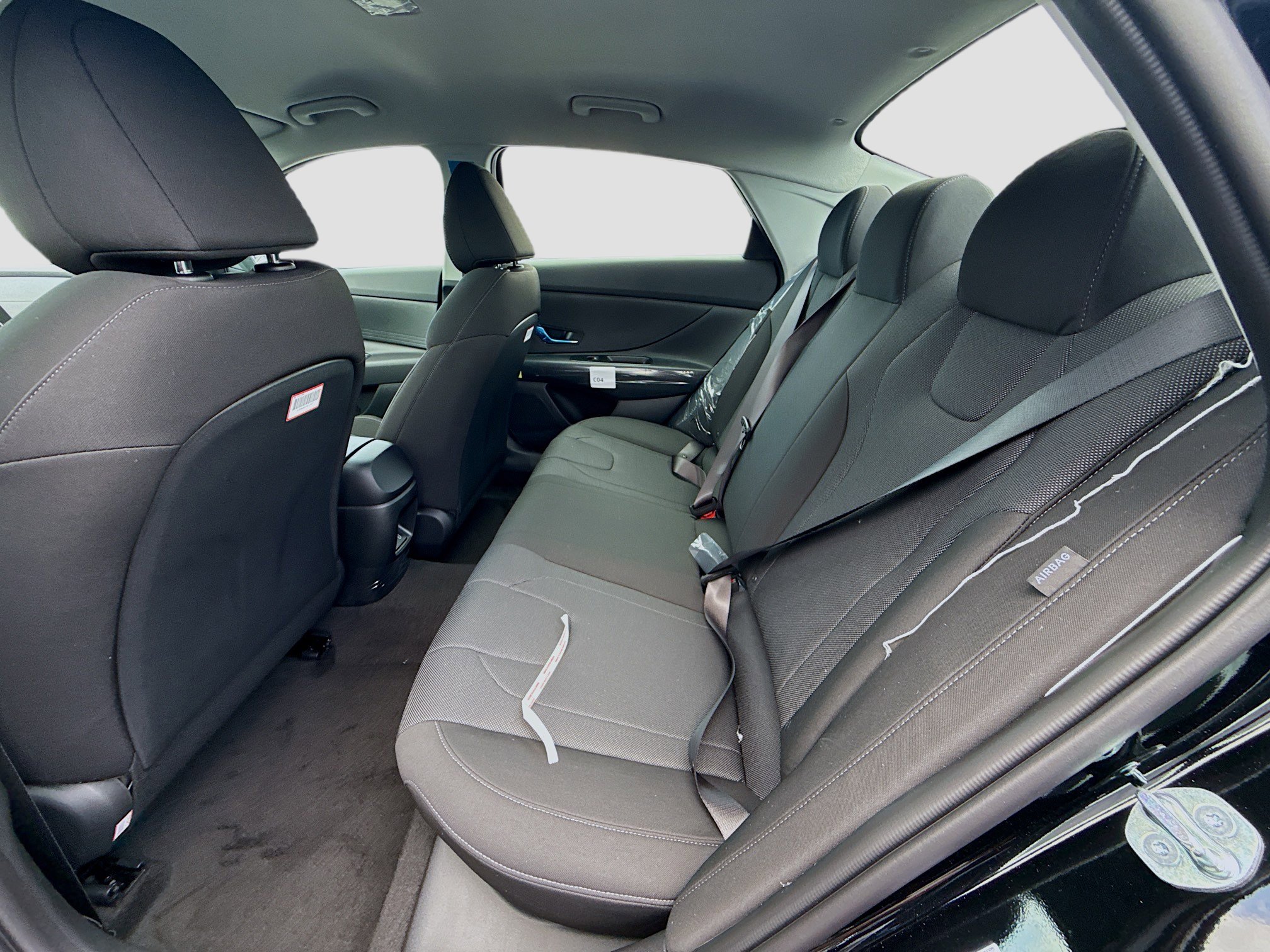 New 2026 Hyundai Elantra SE FWD image 17