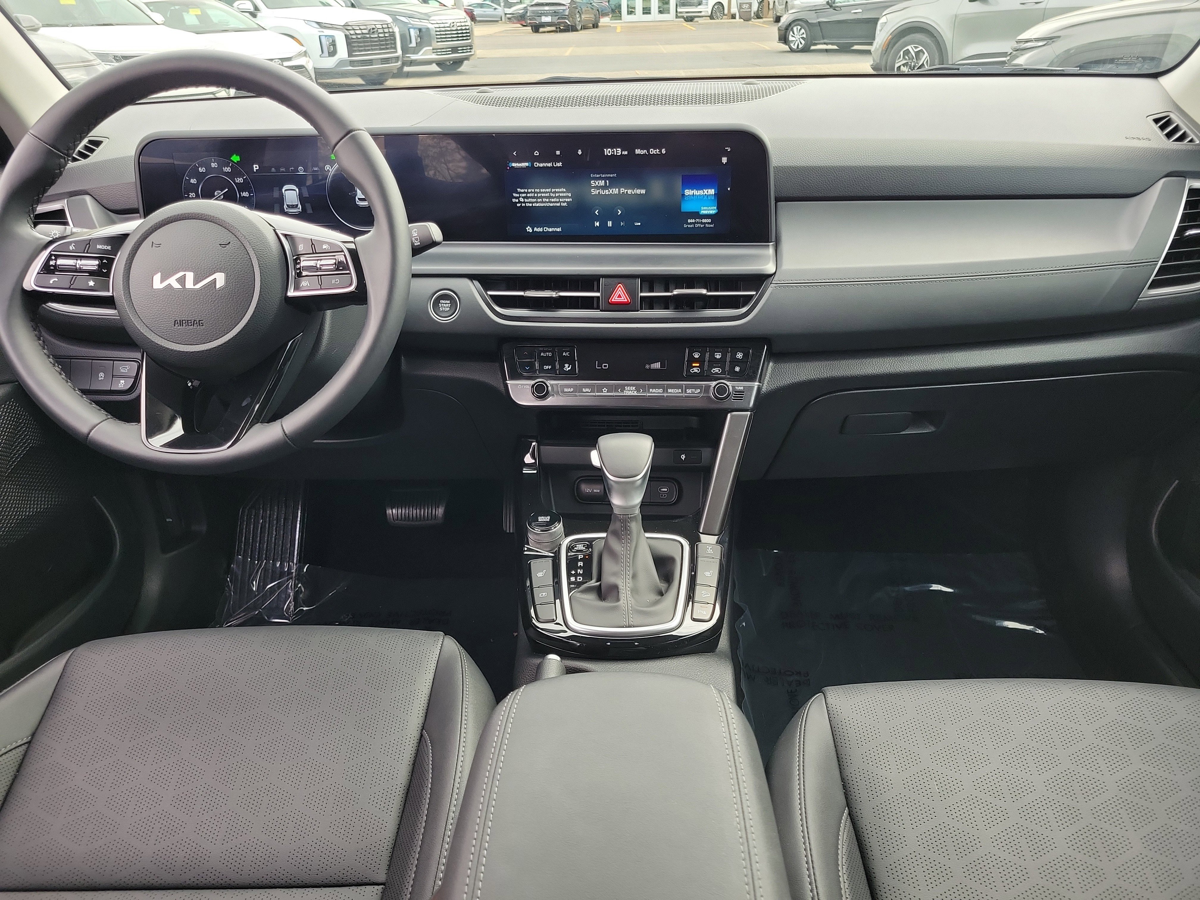 Used 2025 Kia Seltos EX image 9