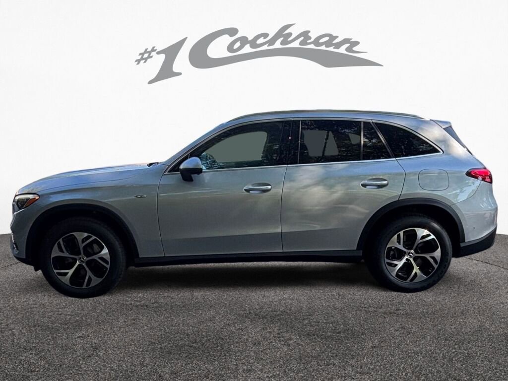 New 2025 Mercedes-Benz GLC 350e 4MATIC image 4