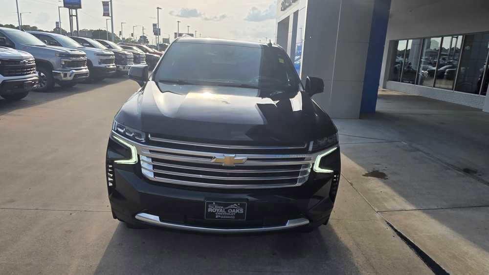 Used 2022 Chevrolet Tahoe High Country w/ Max Trailering Package AWD/4WD image 8