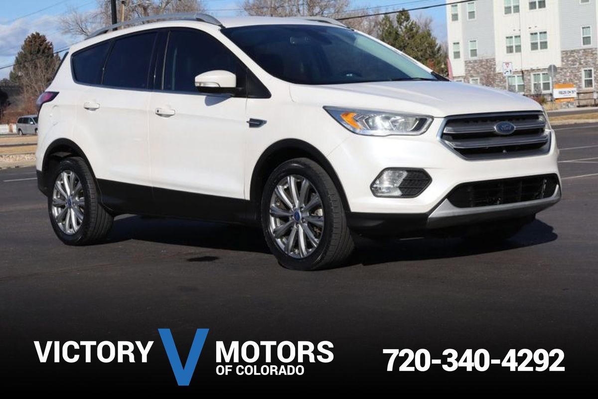 Used 2017 Ford Escape Titanium image 1