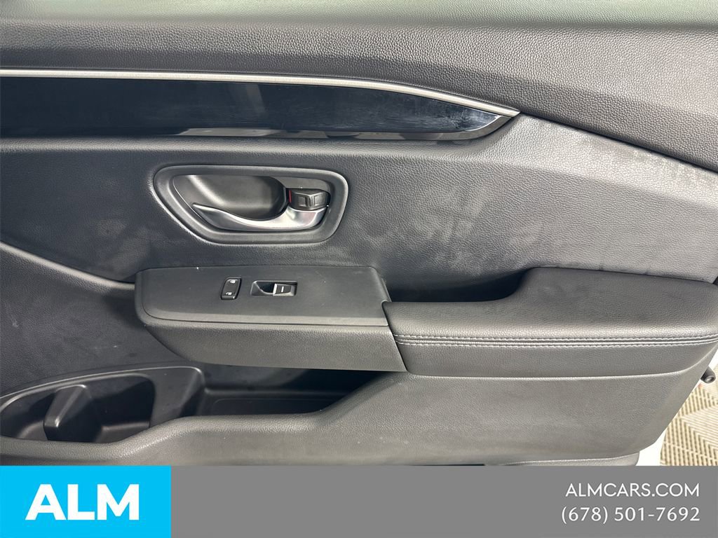 Used 2023 Honda Pilot EX-L image 18
