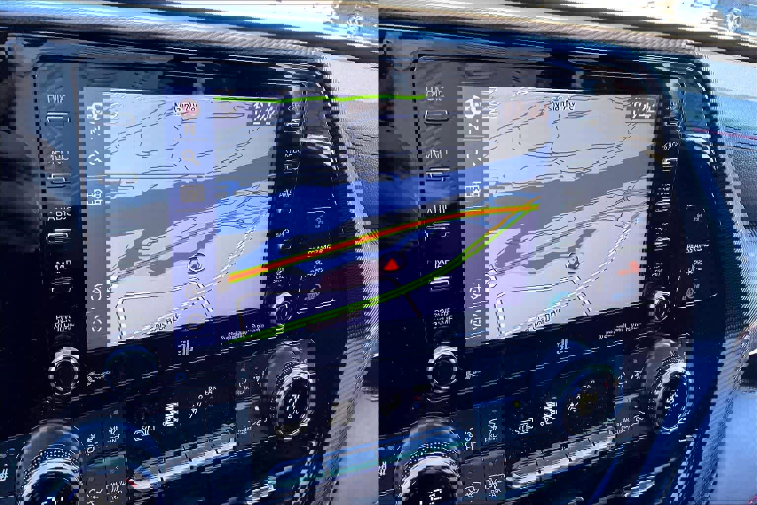 Certified 2021 Toyota Highlander XSE image 34