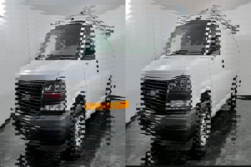 Used 2019 GMC Savana 2500 w/ Driver Convenience Package image 5