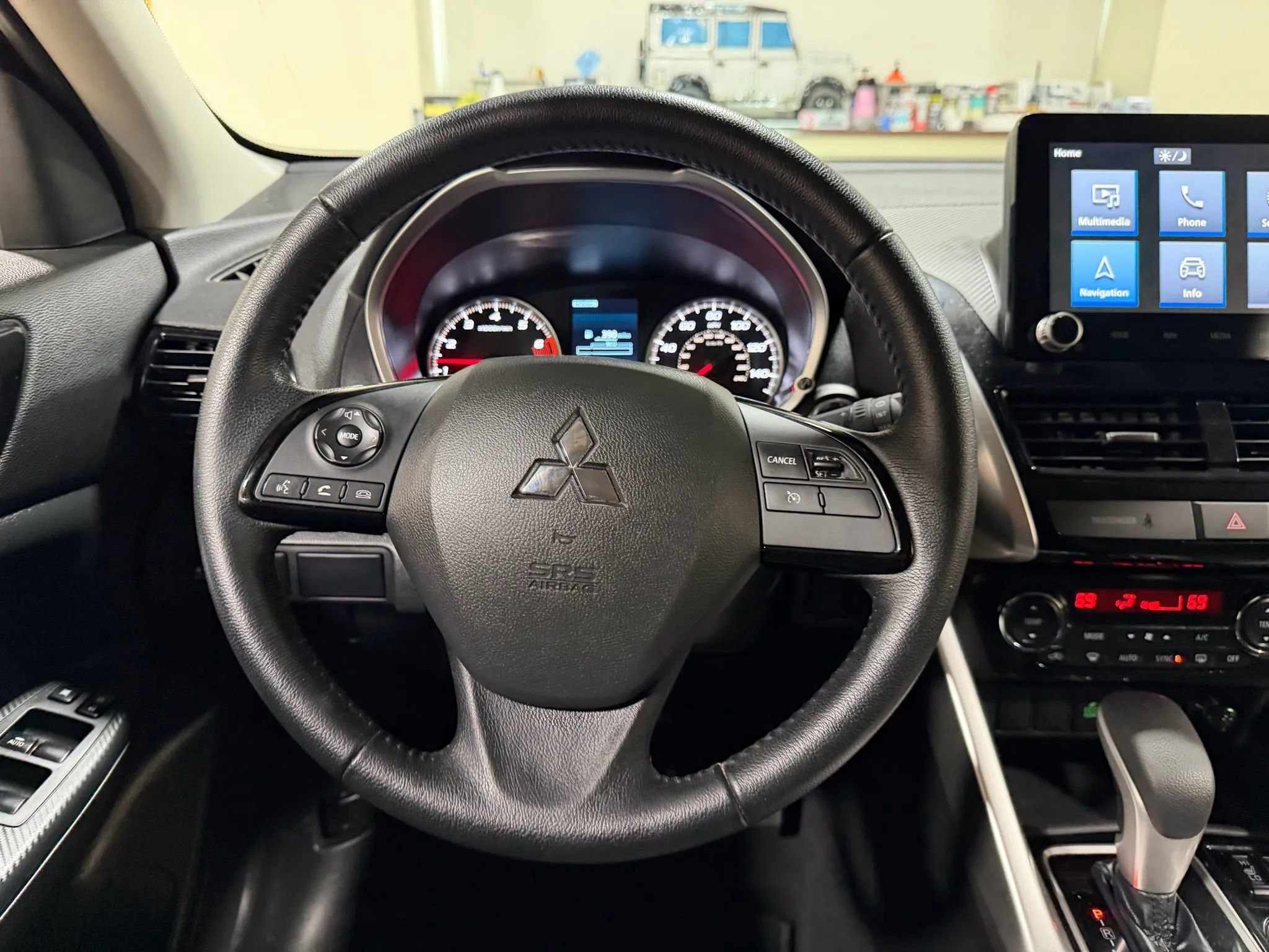 Used 2023 Mitsubishi Eclipse Cross SE image 53