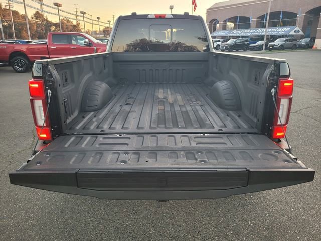 Certified 2022 Ford F450 Limited w/ FX4 Off-Road Package image 8