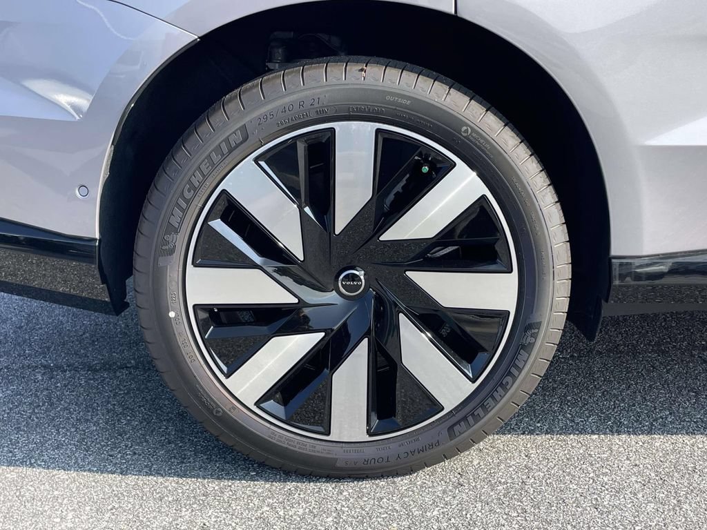 New 2026 Volvo EX90 Ultra AWD/4WD image 32