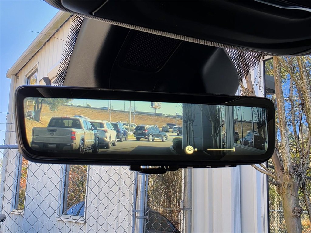 Used 2023 Jeep Grand Cherokee 4WD 4xe w/ Luxury Tech Group II image 17