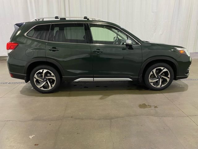 Used 2024 Subaru Forester Touring image 3