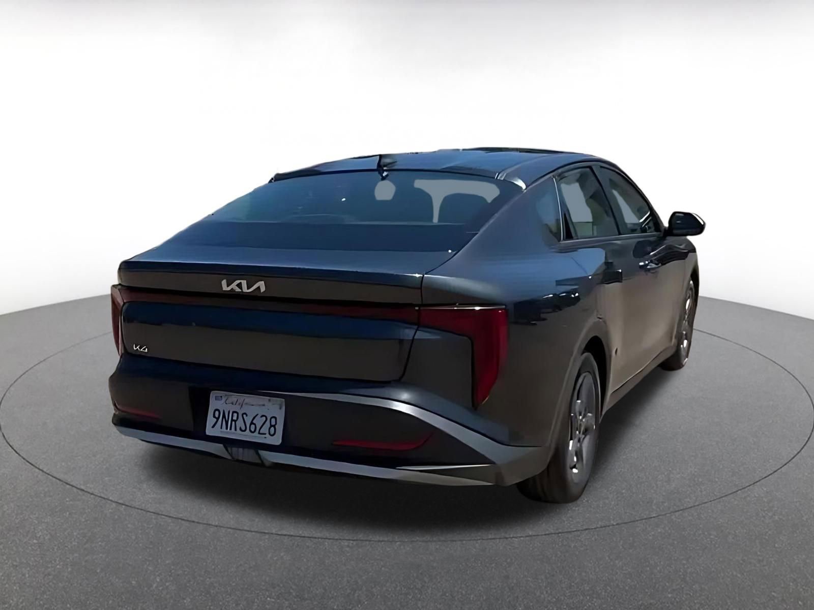 Used 2025 Kia K4 FWD image 14