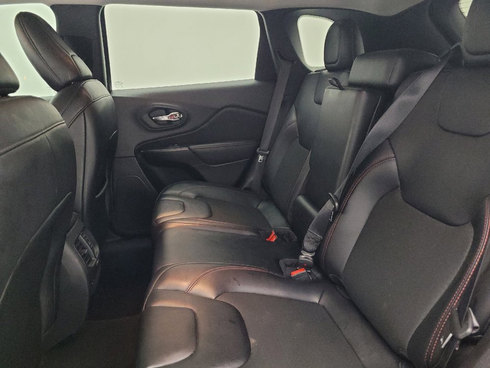 Used 2022 Jeep Cherokee Trailhawk w/ Trailer Tow Group image 18