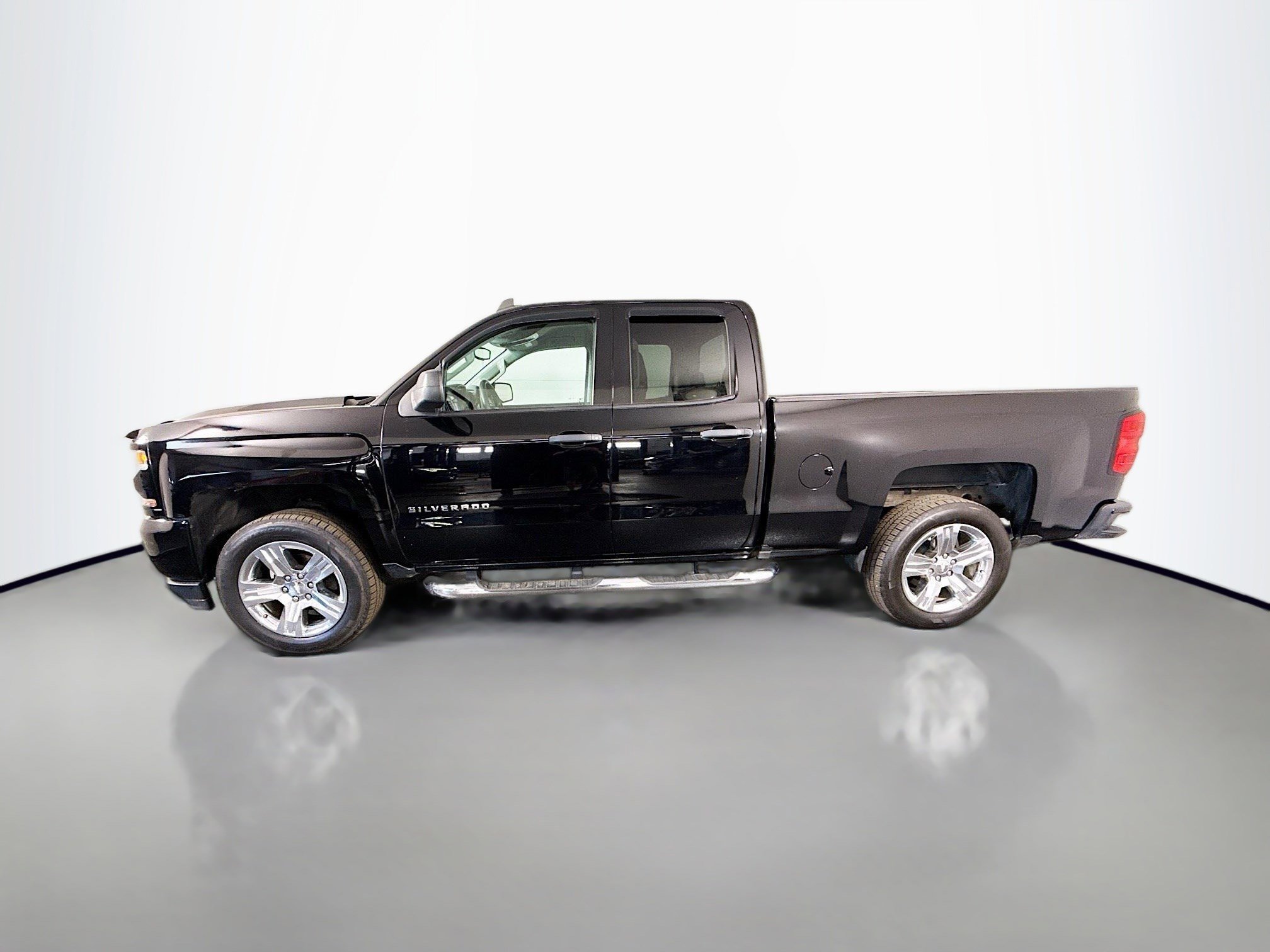 Used 2016 Chevrolet Silverado 1500 Custom w/ Custom Convenience Package image 6