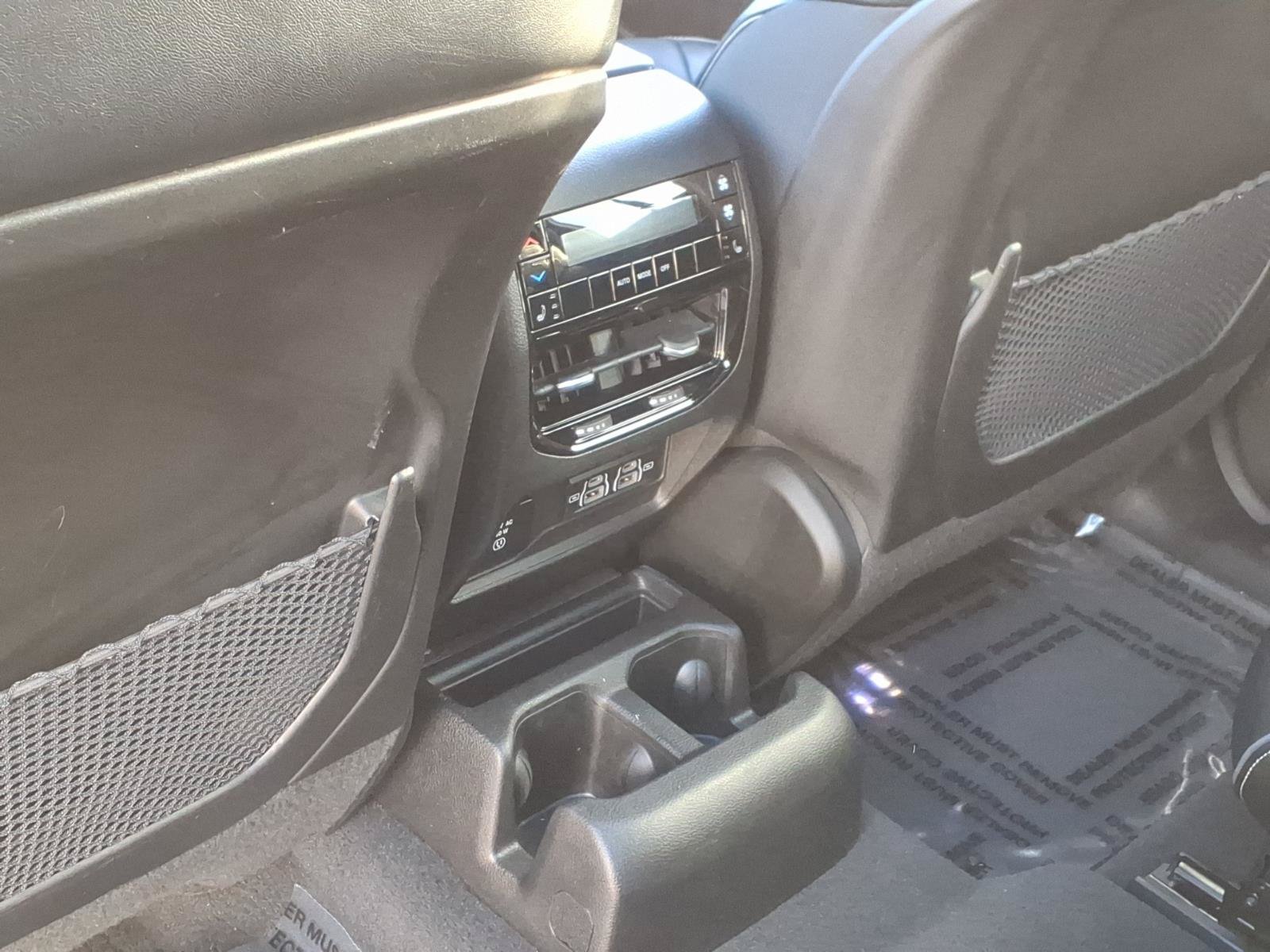 Used 2023 Jeep Grand Cherokee L Overland AWD/4WD image 8