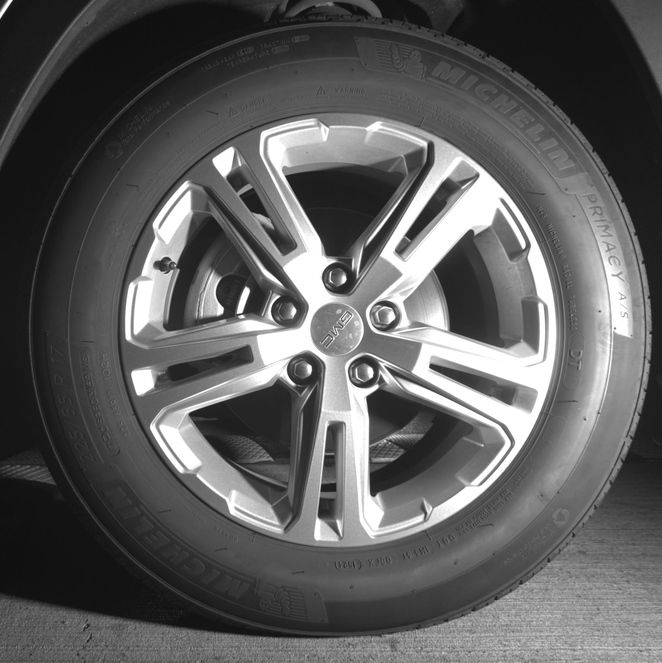 Used 2024 GMC Terrain SLE FWD image 17