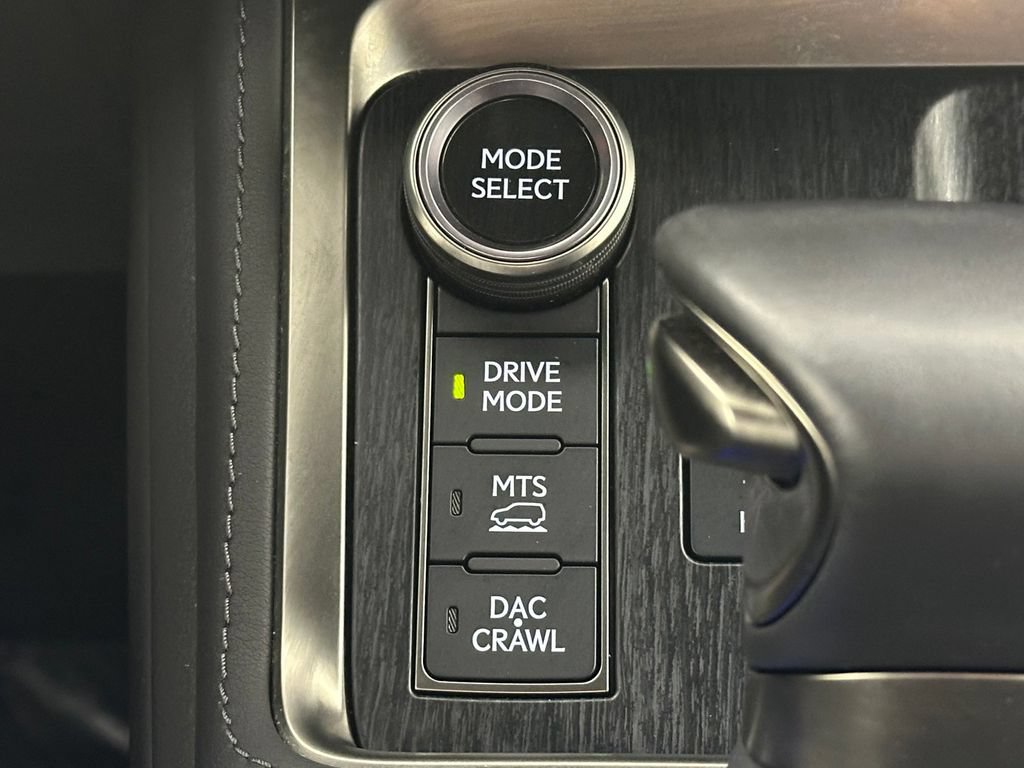 Used 2024 Lexus GX 550 AWD/4WD image 29