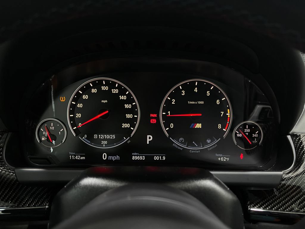 Used 2017 BMW M6 Convertible image 23