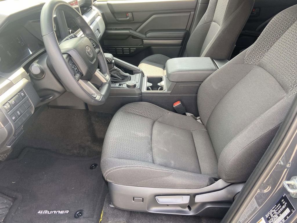 Used 2025 Toyota 4Runner SR5 image 18