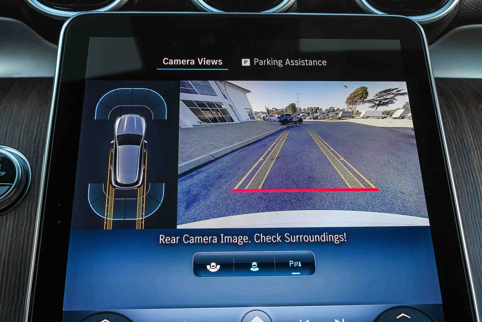 Certified 2025 Mercedes-Benz GLC 300 4MATIC image 24