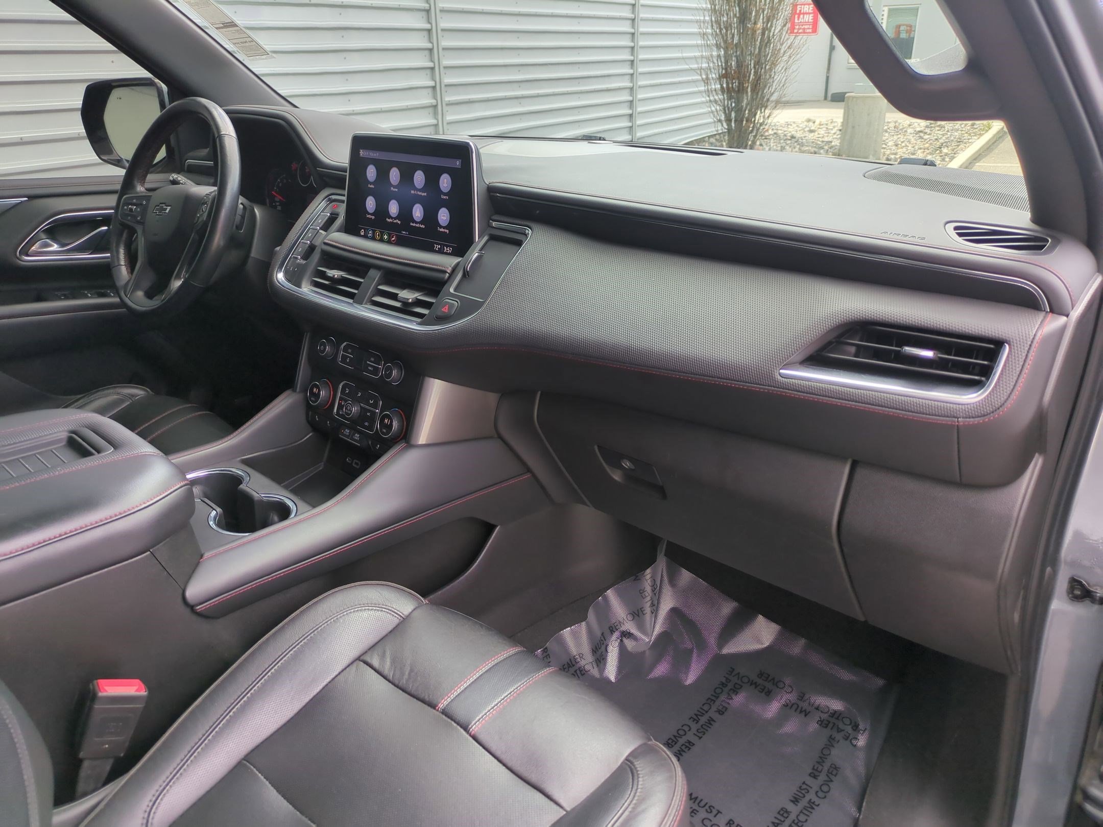 Used 2021 Chevrolet Tahoe RST w/ Luxury Package AWD/4WD image 32