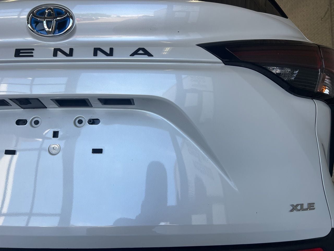 Used 2025 Toyota Sienna XLE w/ XLE Plus Package FWD image 7