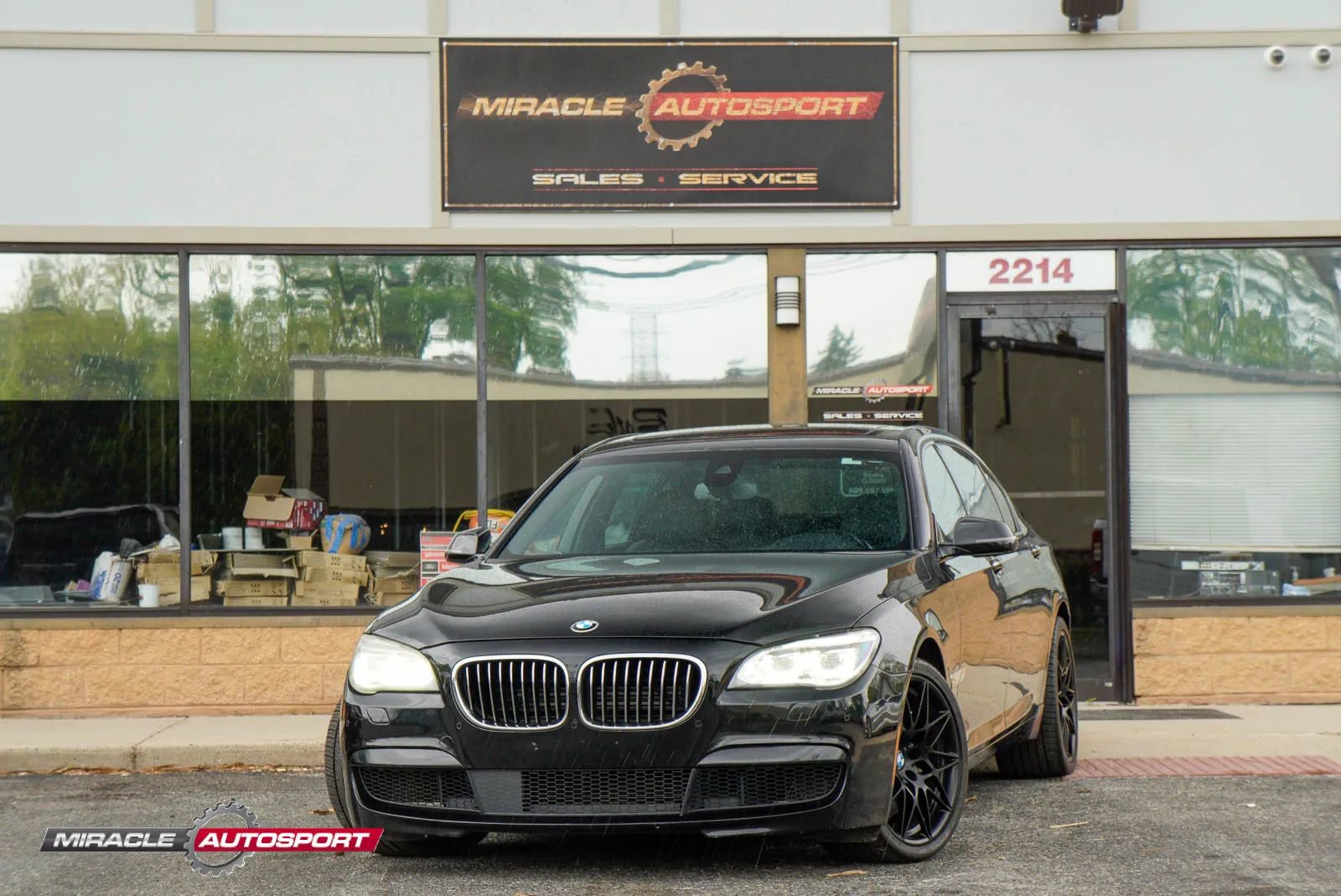 Used 2015 BMW 750Li xDrive w/ M Sport Edition AWD/4WD image 1