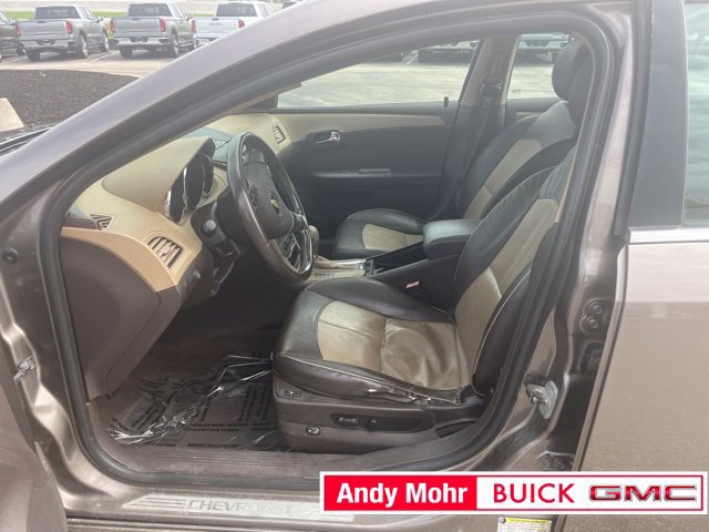 Used 2011 Chevrolet Malibu LTZ FWD image 19