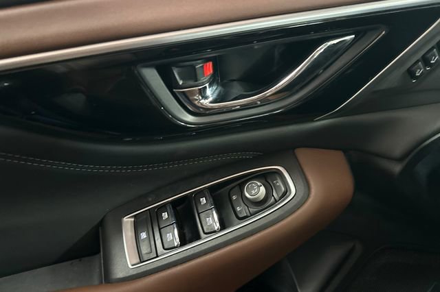 Used 2022 Subaru Outback Touring XT image 12