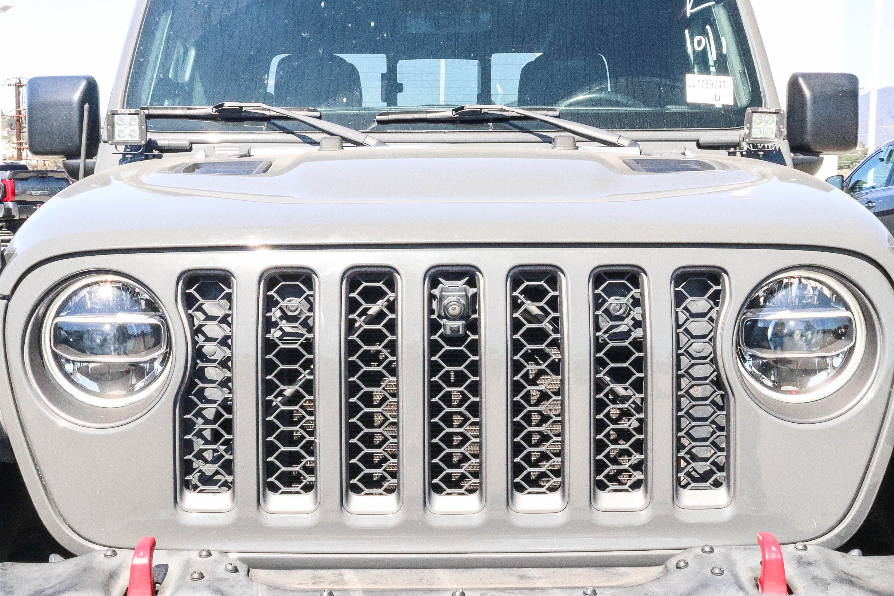 Used 2020 Jeep Gladiator Rubicon AWD/4WD image 9