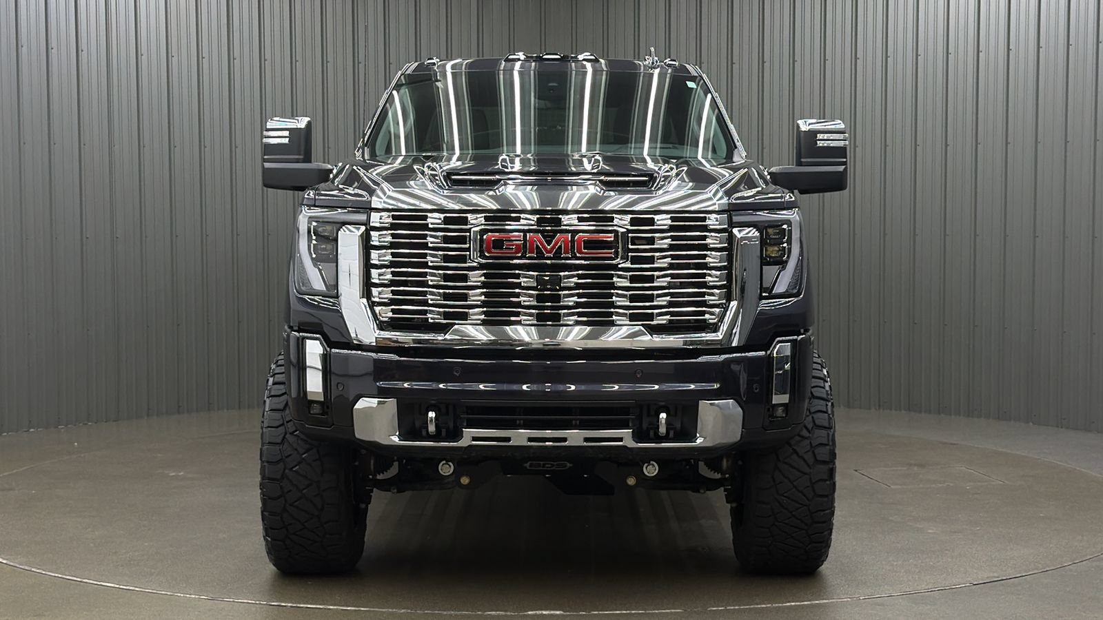 Used 2026 GMC Sierra 3500 Denali w/ Denali Reserve Package AWD/4WD image 8