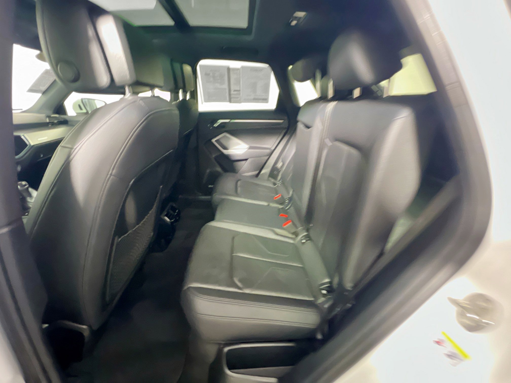 Used 2024 Audi Q3 2.0T Premium image 28