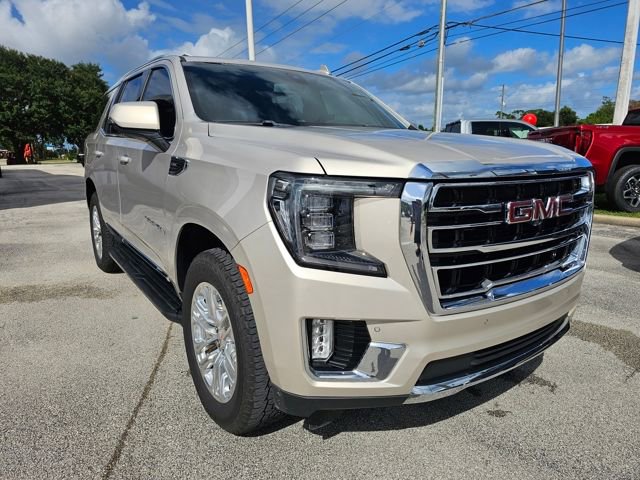 Used 2022 GMC Yukon SLT w/ SLT Premium Package image 6