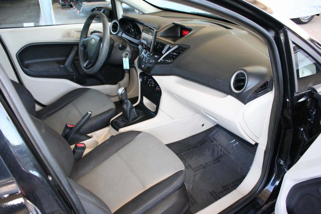 Used 2012 Ford Fiesta S FWD image 14