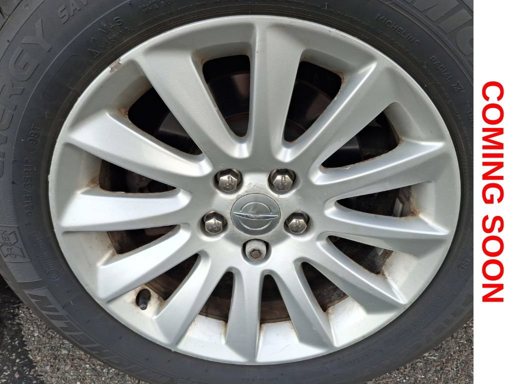 Used 2014 Chrysler 300 RWD image 7