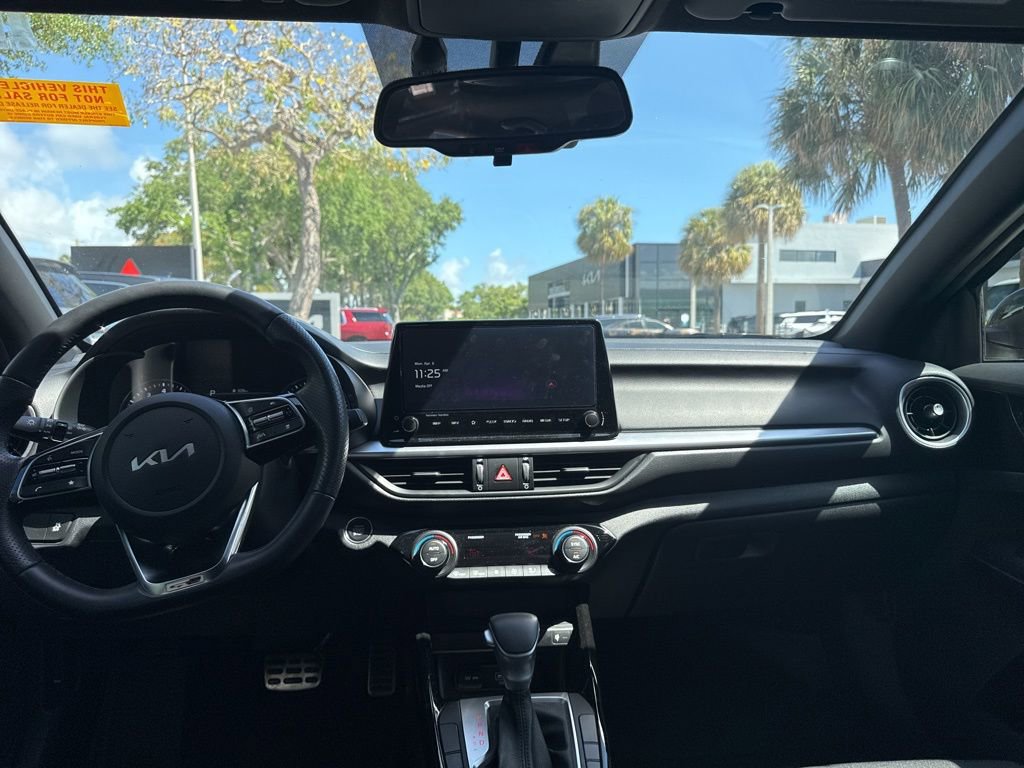 Used 2023 Kia Forte GT-Line w/ GT-Line Premium Package image 13