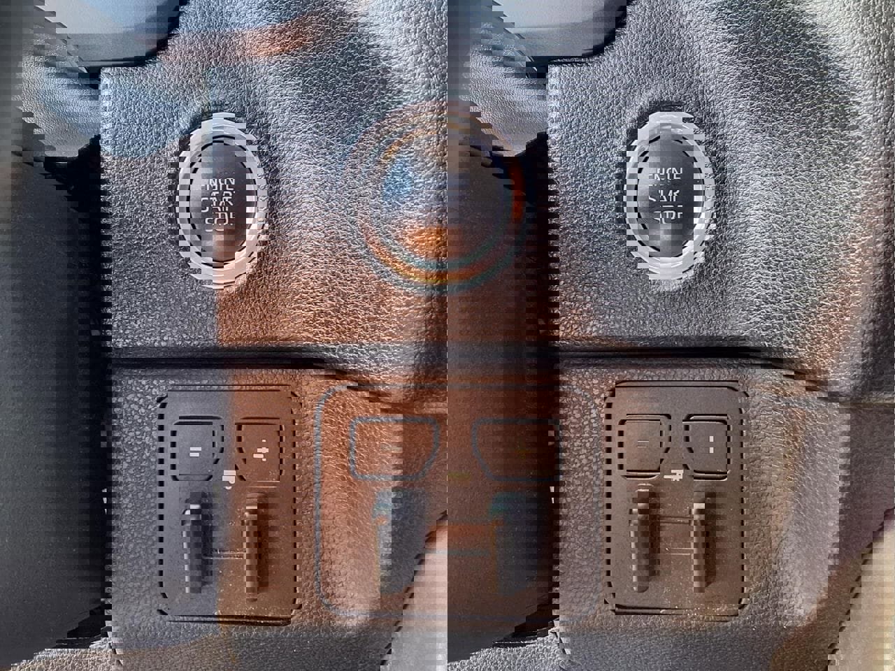 Used 2023 Toyota Tundra SR5 w/ SR5 Convenience Package image 22